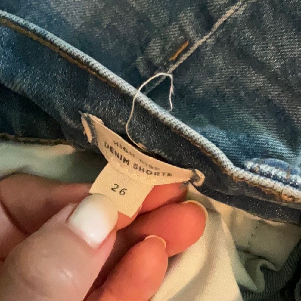 Madewell Denim Button-Fly Women Shorts - Picture 5 of 7